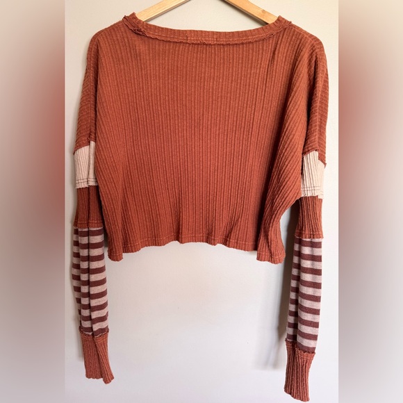 Gilded Intent Cropped Thermal Top Mixed Sleeve Striped Boho Rust Medium - Picture 2 of 10